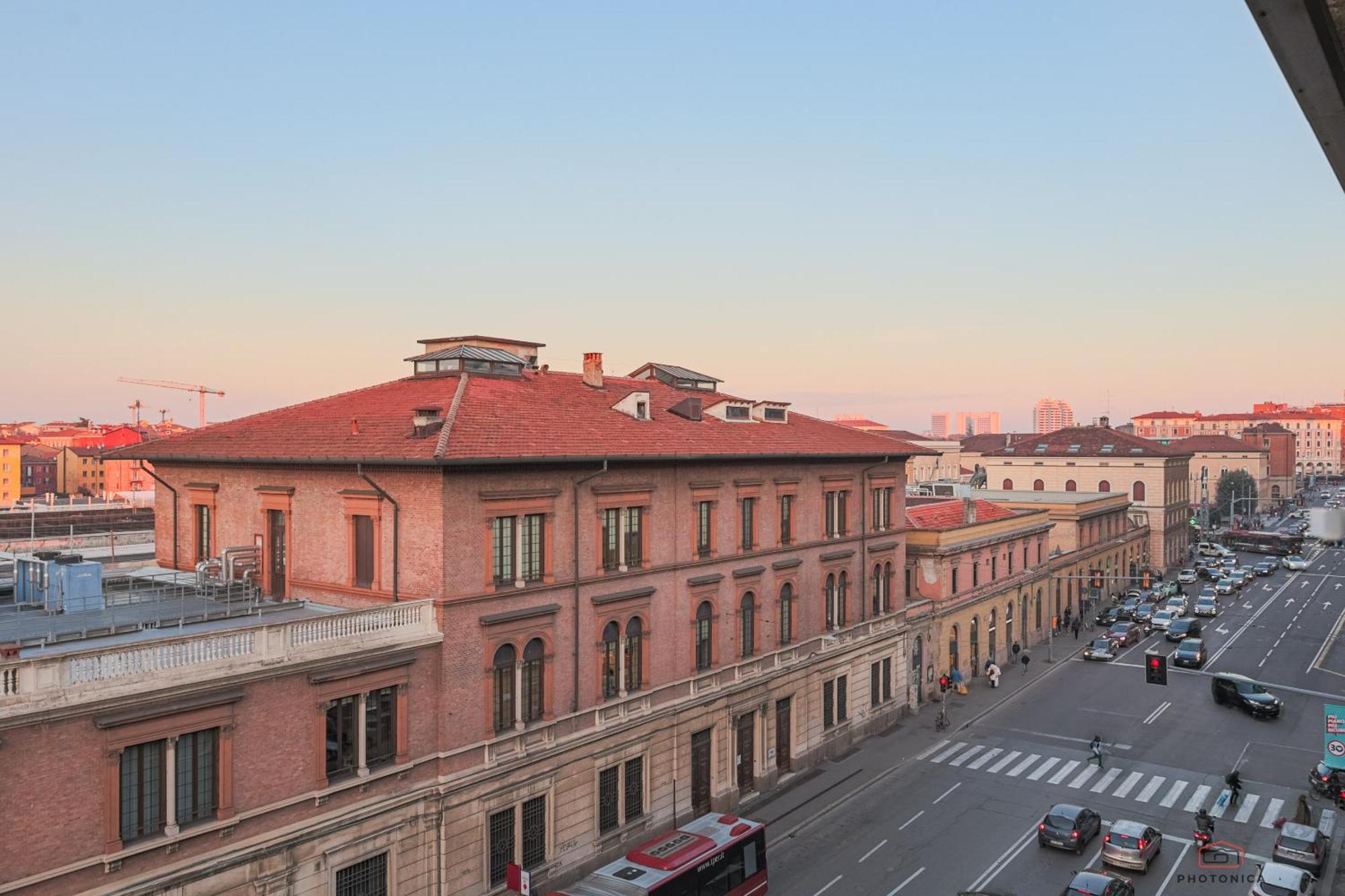 Front Station Apartment - Stazione Centrale Di Bologna Exterior foto